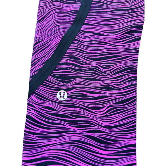 LULULEMON On Track Crop Life Lines Polar Pink & Black Reflective 21” Size 4 NWOT - Picture 9 of 10